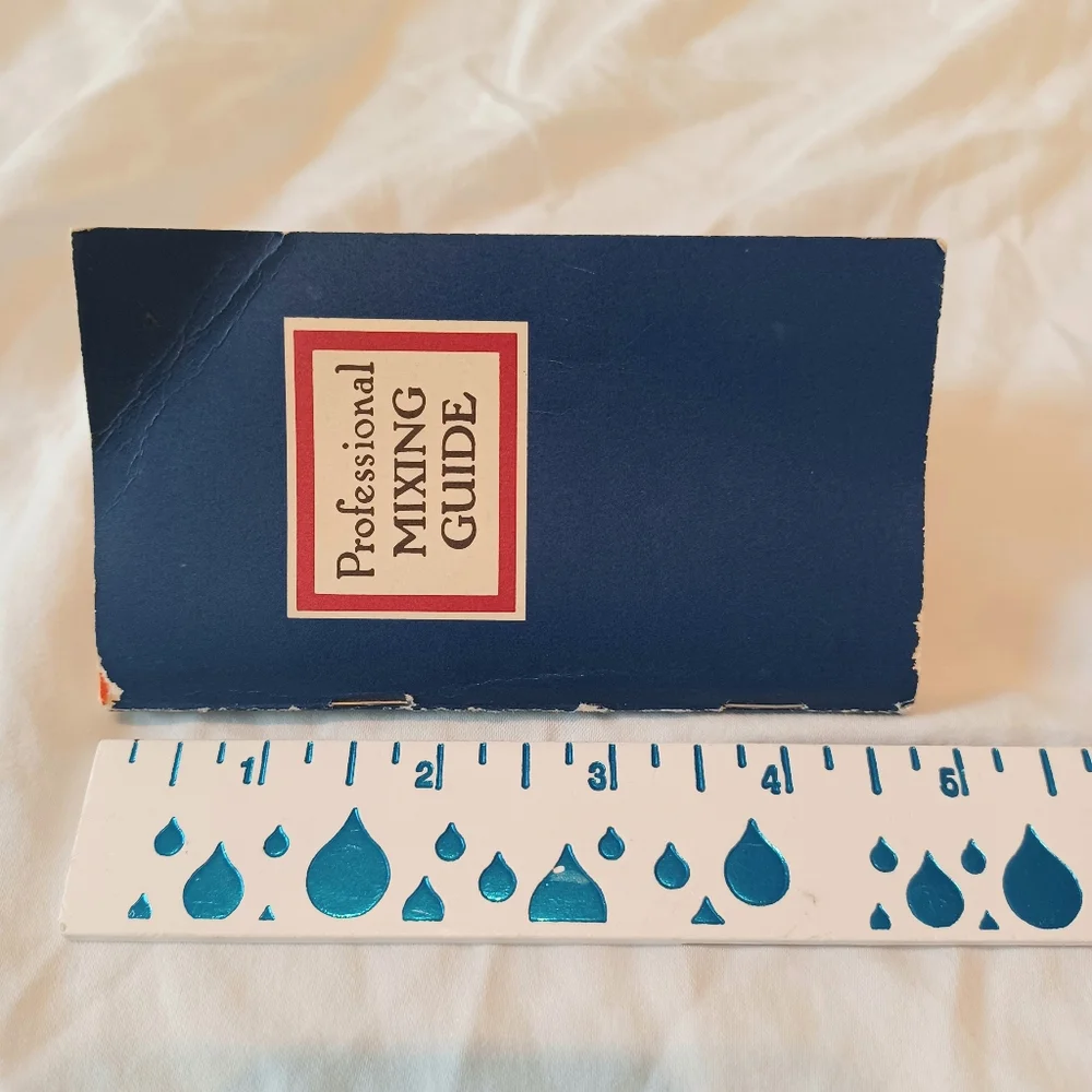 Vintage Professional Mixing Guide Bartenders Book 1971 Pocket Size